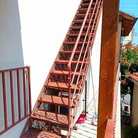 A Sweet English Home, Studio With Big Balcony Volos Exterior foto